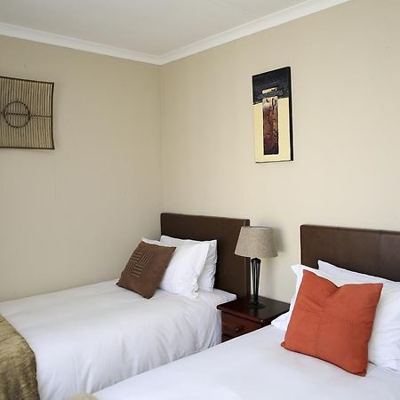 African Eagle Apartments Witfield Dış mekan fotoğraf