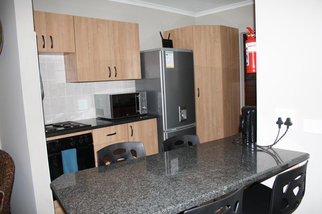 African Eagle Apartments Witfield Dış mekan fotoğraf