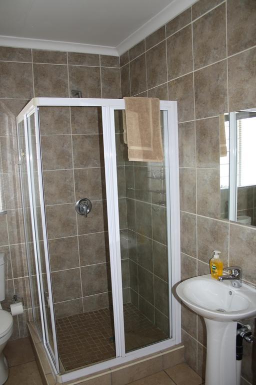 African Eagle Apartments Witfield Dış mekan fotoğraf