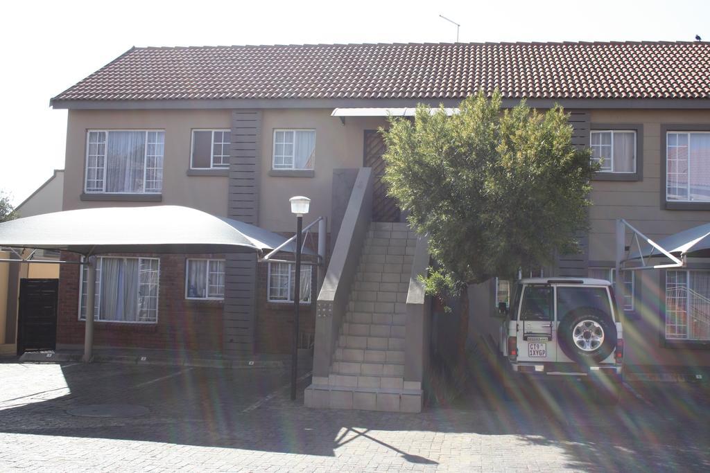 African Eagle Apartments Witfield Dış mekan fotoğraf